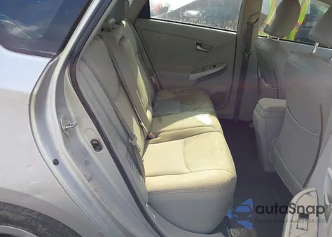 2013 Toyota Prius Three из США, поврежденный, VIN JTDKN3DU4D5570617